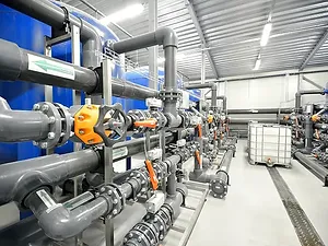 c2d761_e5c6927fd3ba49fca296c659c0ed6909~mv2